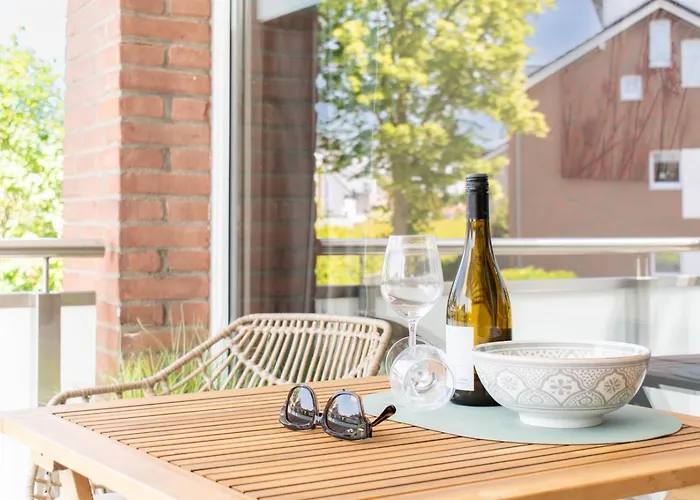 Hanse 14 * شاربوتس